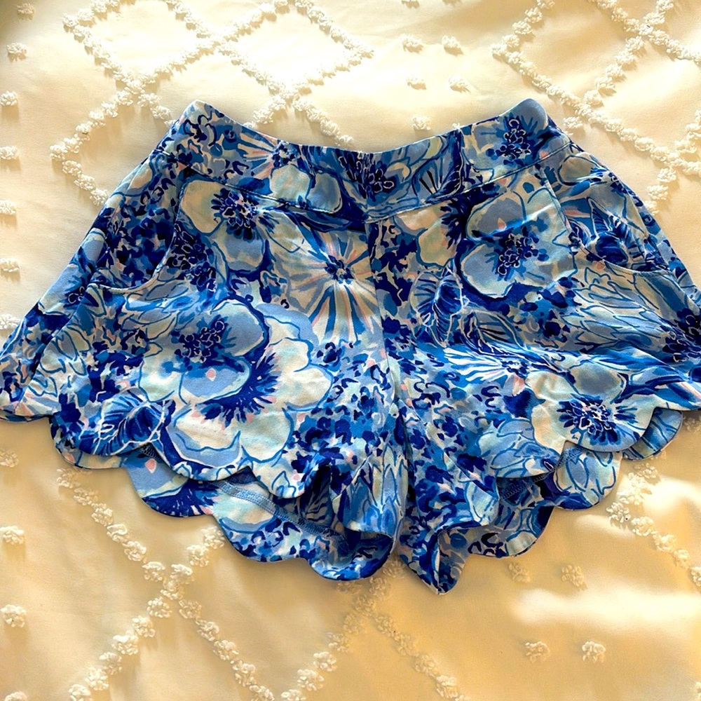 Lilly Pulitzer size XS shorts